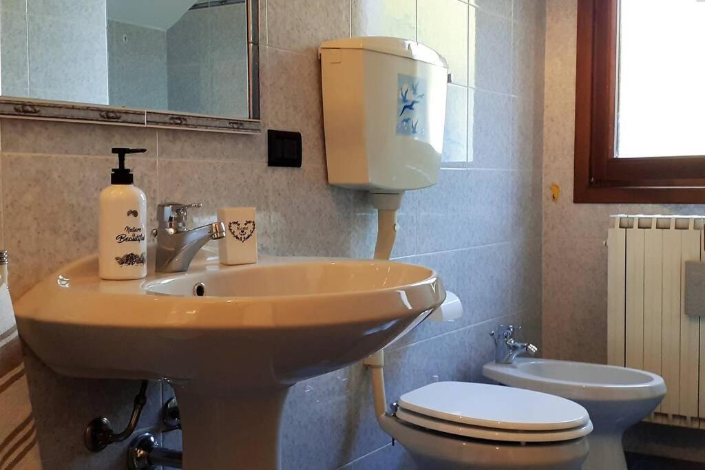 Feel At Home - Casa Loredana Lovere Dış mekan fotoğraf